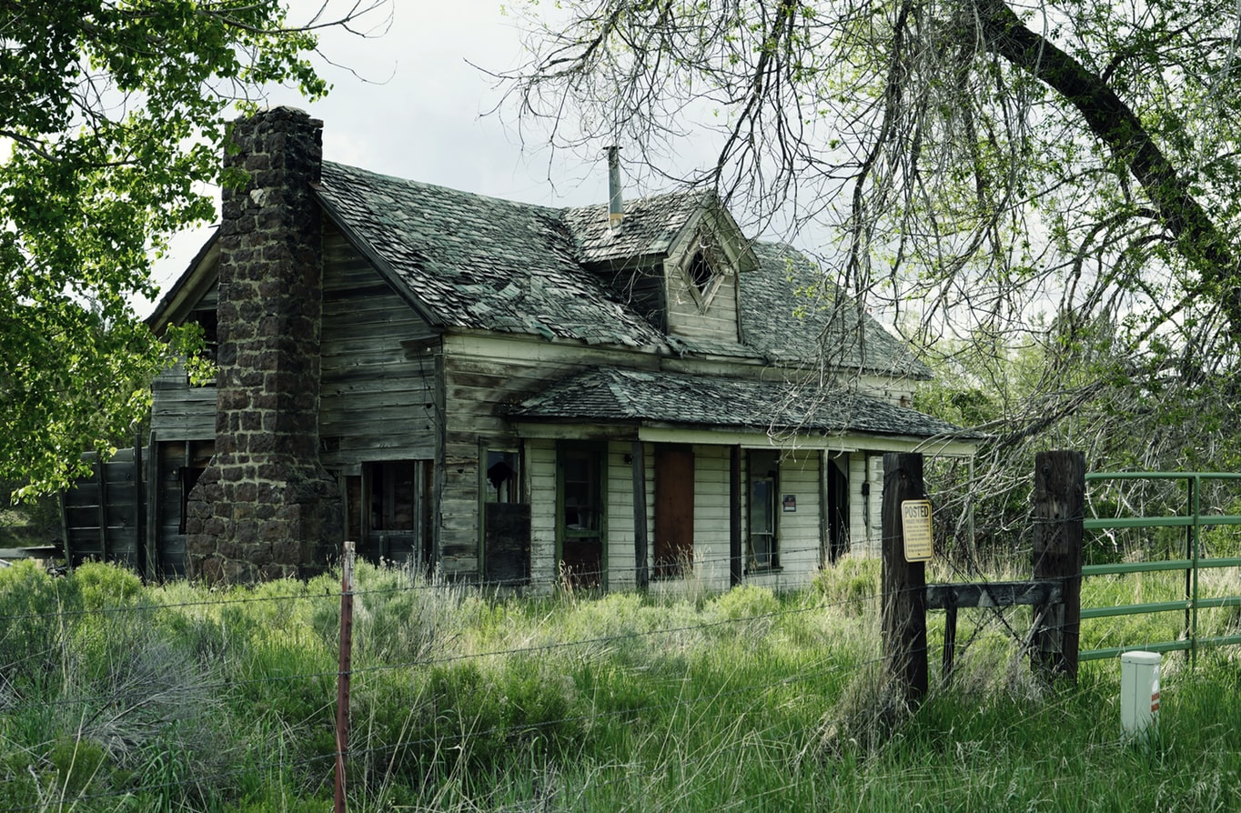 Older residential property needing renovation, photographed for KAL Kreations